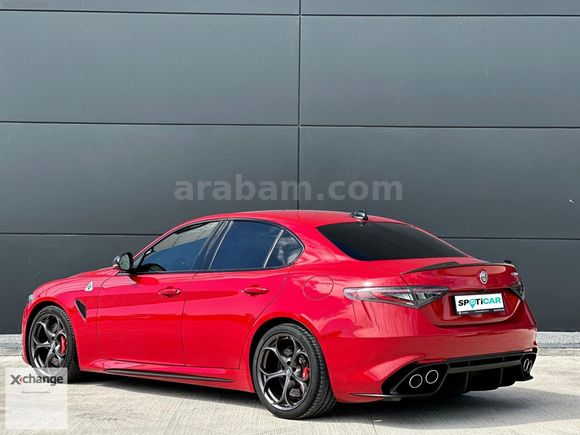 BAKIRCILAR'DAN ALFA ROMEO GİULİA QUADRİFOGLİO VERDE 2.9