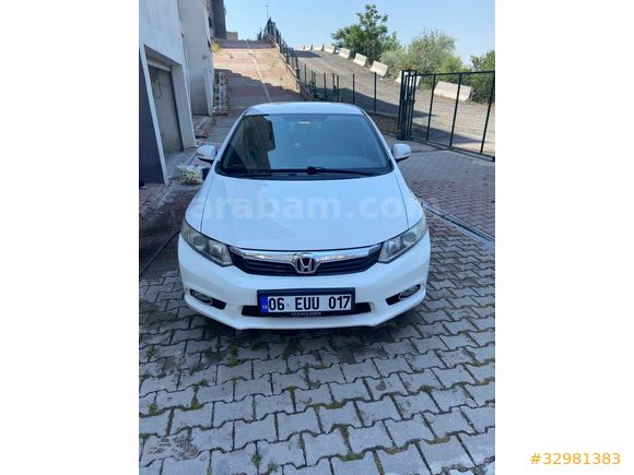 Emekli memurdan Satılık Honda Civic 1.6 Dream 2013 Model