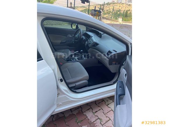 Emekli memurdan Satılık Honda Civic 1.6 Dream 2013 Model