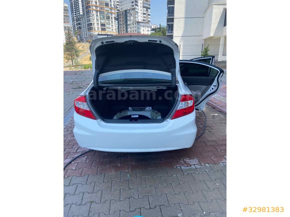 Emekli memurdan Satılık Honda Civic 1.6 Dream 2013 Model