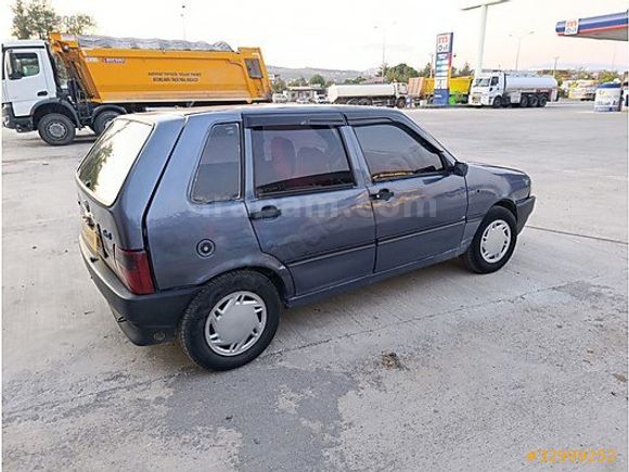 ÇOMRUKLAR AUTO DAN SIFIR MUAYENELİ 99 MODEL UNO 70S