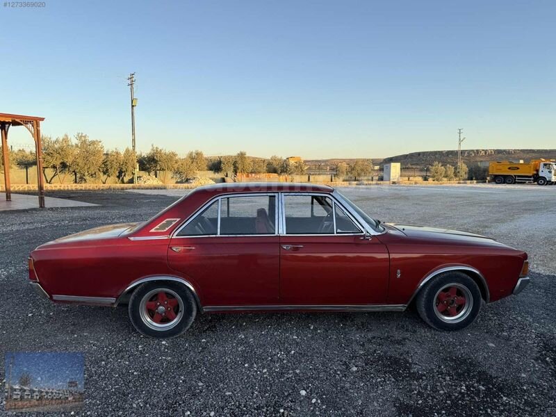 Galeriden Ford Taunus 1.6 GXL 1970 Model Gaziantep 130.000 km Kırmızı