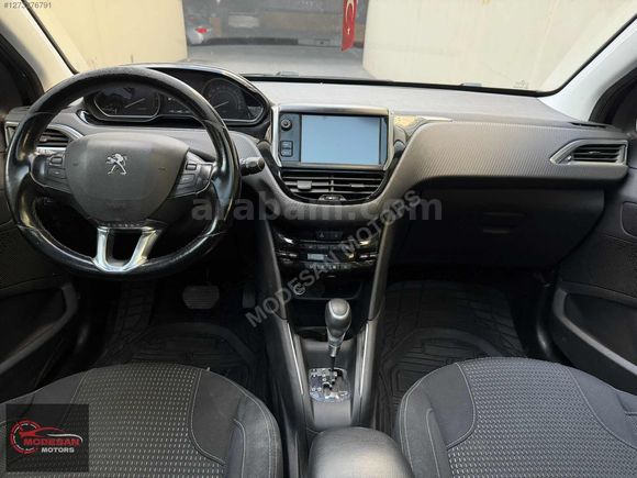 PEUGEOUT 208 EAT6 TAM OTOMATİK VİTES 110 hp OTOMATİK PARK