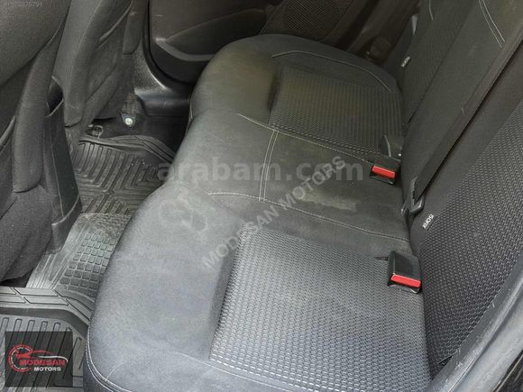 PEUGEOUT 208 EAT6 TAM OTOMATİK VİTES 110 hp OTOMATİK PARK