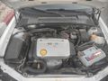Opel Vectra 1.6 comfort  2000  kitapçıkları duruyor