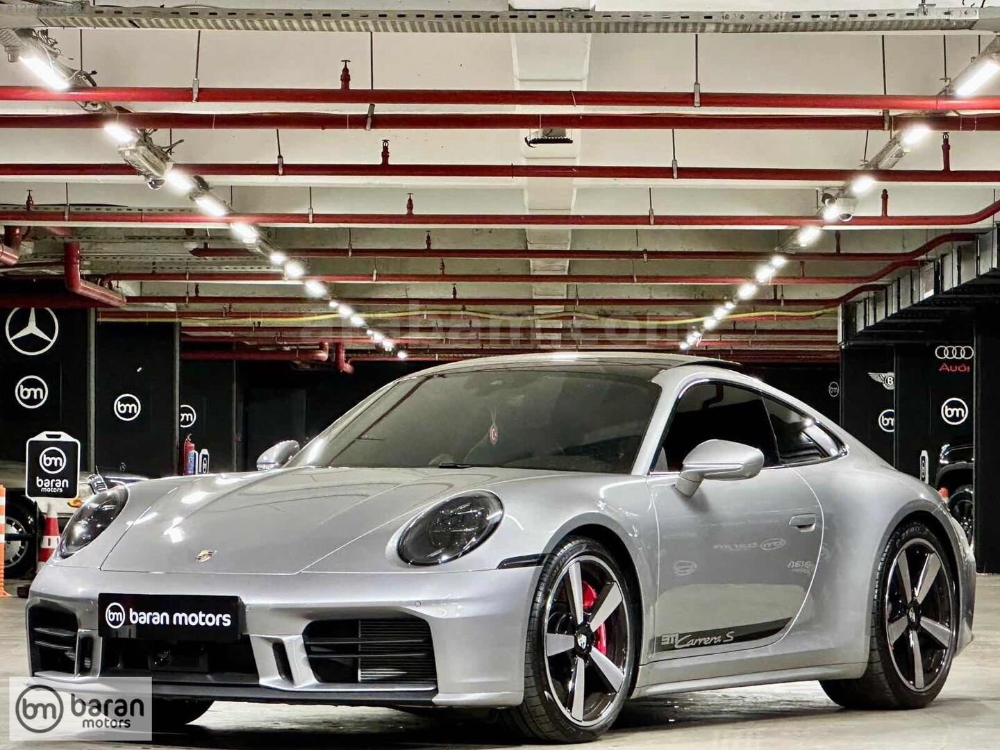 Galeriden Porsche 911 Carrera S 2025 Model İstanbul 0 km Gri 2