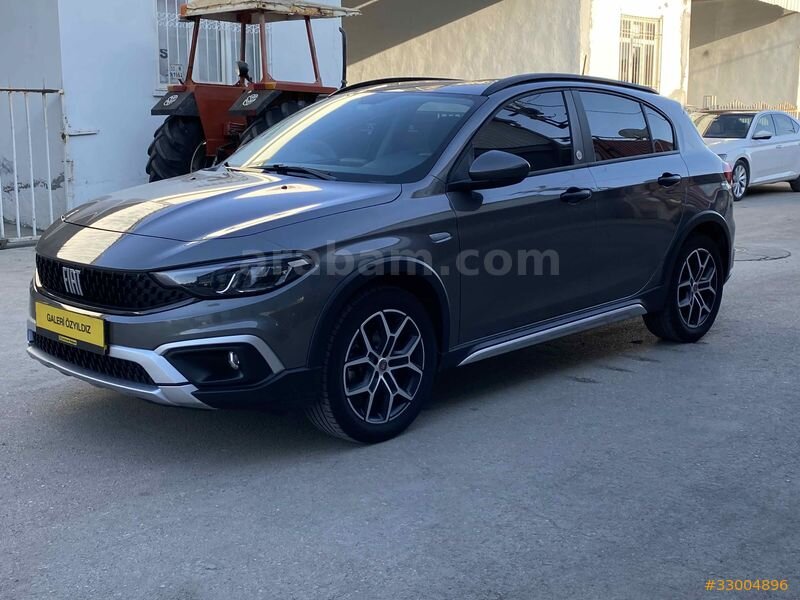 ÖZYILDIZdan BOYASIZ 2023 model Fiat Egea Cross 1.4 Fire Urban Tam dolu