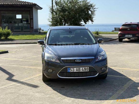 FORD FOCUS TİTANYUM FULL + FULL
