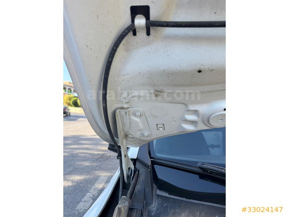 OTOMATİK MEGANE 3 AĞIR BAKIMLI  MUAYENELİ EKSPERLİ 