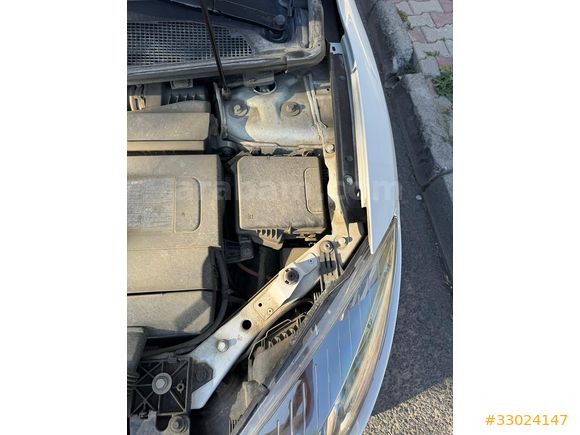 OTOMATİK MEGANE 3 AĞIR BAKIMLI  MUAYENELİ EKSPERLİ 