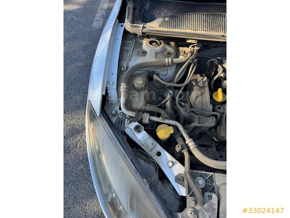 OTOMATİK MEGANE 3 AĞIR BAKIMLI  MUAYENELİ EKSPERLİ 