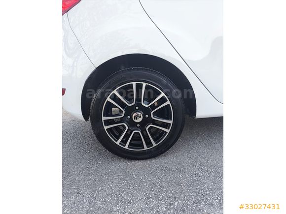Memurdan Ford Fiesta 1.5 TDCi  2015 Model 