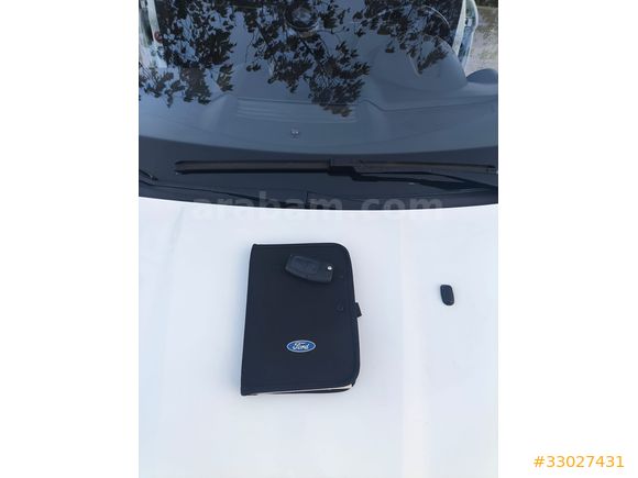 Memurdan Ford Fiesta 1.5 TDCi  2015 Model 