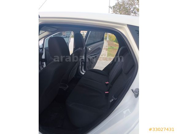 Memurdan Ford Fiesta 1.5 TDCi  2015 Model 