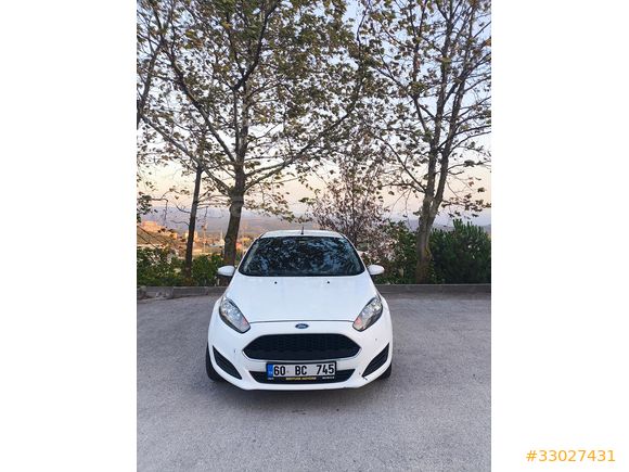 Memurdan Ford Fiesta 1.5 TDCi  2015 Model 