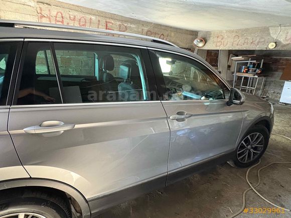 ilk Sahibinden cam tavanlı Volkswagen Tiguan 2018 çıkışlı kapalı garaj aracı. 