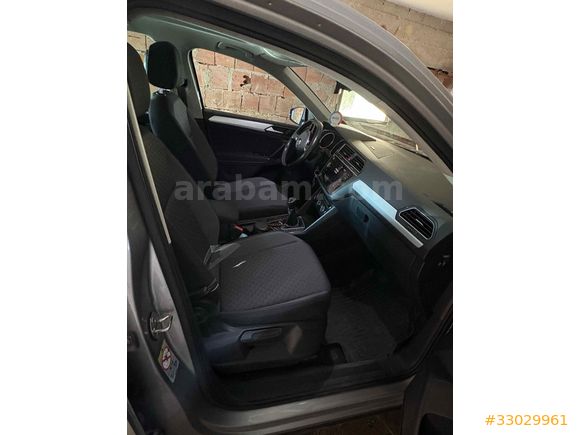 ilk Sahibinden cam tavanlı Volkswagen Tiguan 2018 çıkışlı kapalı garaj aracı. 