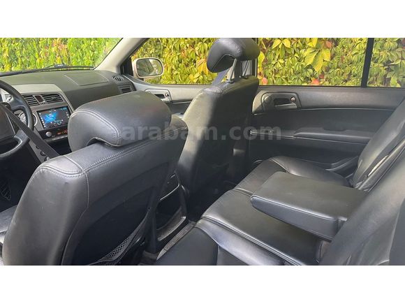 ECDER DEN KYRON MASRAFSIZ 4X4