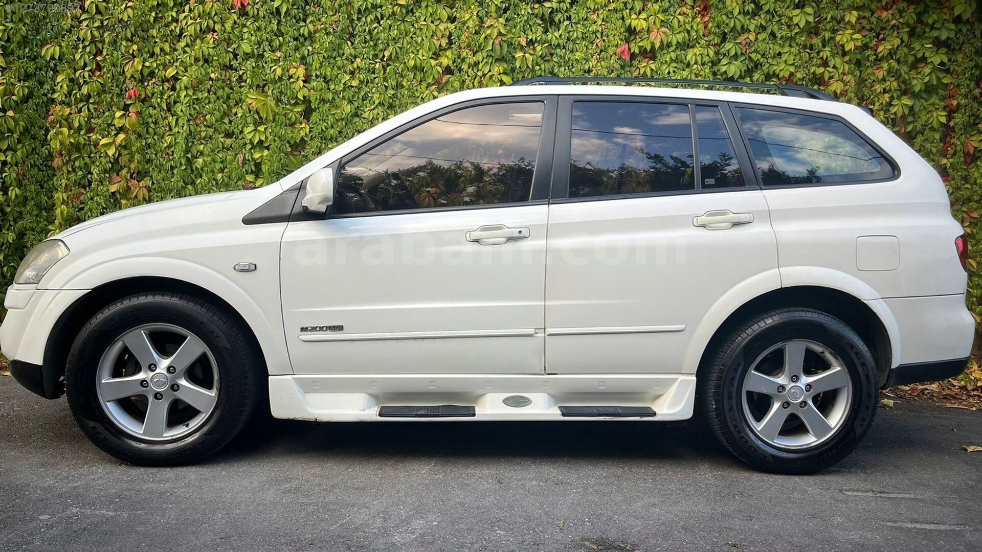 Galeriden KGM SsangYong Kyron 2.0 L XDI Limited 4x4 2011 Model İstanbul 217.000 km Beyaz 4