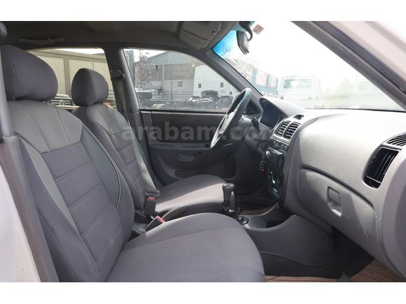 BÜYÜKSOYLU BEYSOY'DAN 2005 ACCENT 1.5 CRDİ ADMİRE 82 Hp A/C