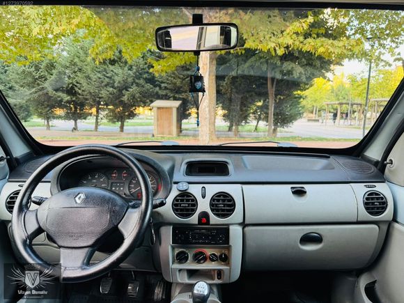 VİZYON'DAN 2005 KANGO 1.5 DCİ MULTİX KLİMALI ÇİFT SÜRGÜ