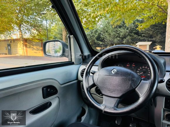 VİZYON'DAN 2005 KANGO 1.5 DCİ MULTİX KLİMALI ÇİFT SÜRGÜ