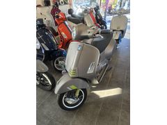 Sahibinden Sıfır Vespa GTS 300 Supertech