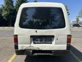 Galeriden Mazda E 2200 2.2 D 2005 Model İstanbul