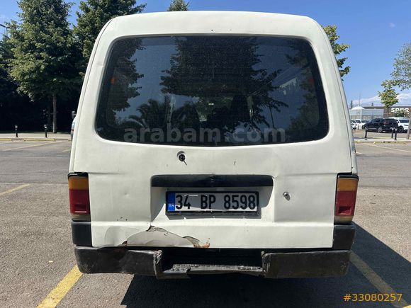 Galeriden Mazda E 2200 2.2 D 2005 Model İstanbul