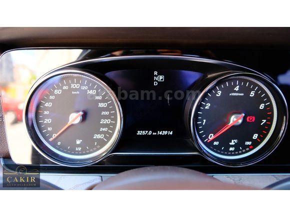 144 BİNDE 2017 MERCDES E-180 AMG ÇİFT HAFIZA ISITMA SANRUF