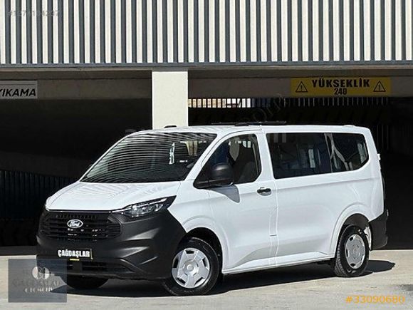 Galeriden Ford Otosan Transit 11+1 2023 Model Ankara km
