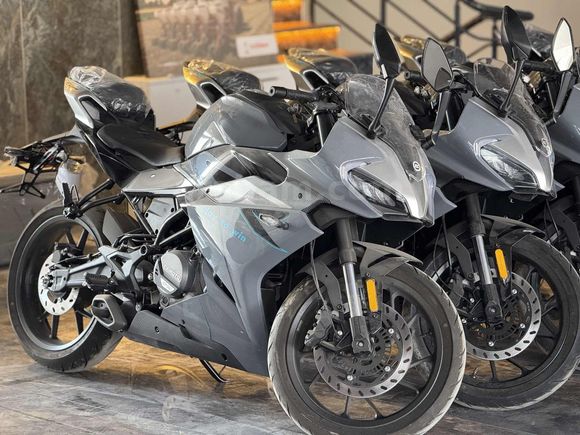TOPALOĞLU MOTORS'DAN CFMOTO 250SR E5+ VADE FARKSIZ 9 TAKSİT