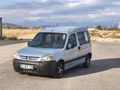 Galeriden Peugeot Partner 2.0 HDI 2004 Model Isparta
