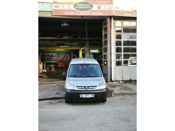 Galeriden Peugeot Partner 2.0 HDI 2004 Model Isparta