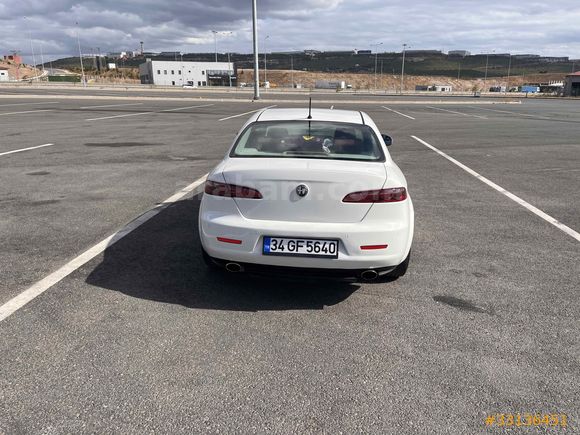 Sahibinden Alfa Romeo 159 1.9 JTD Distinctive Plus 2009 Model 