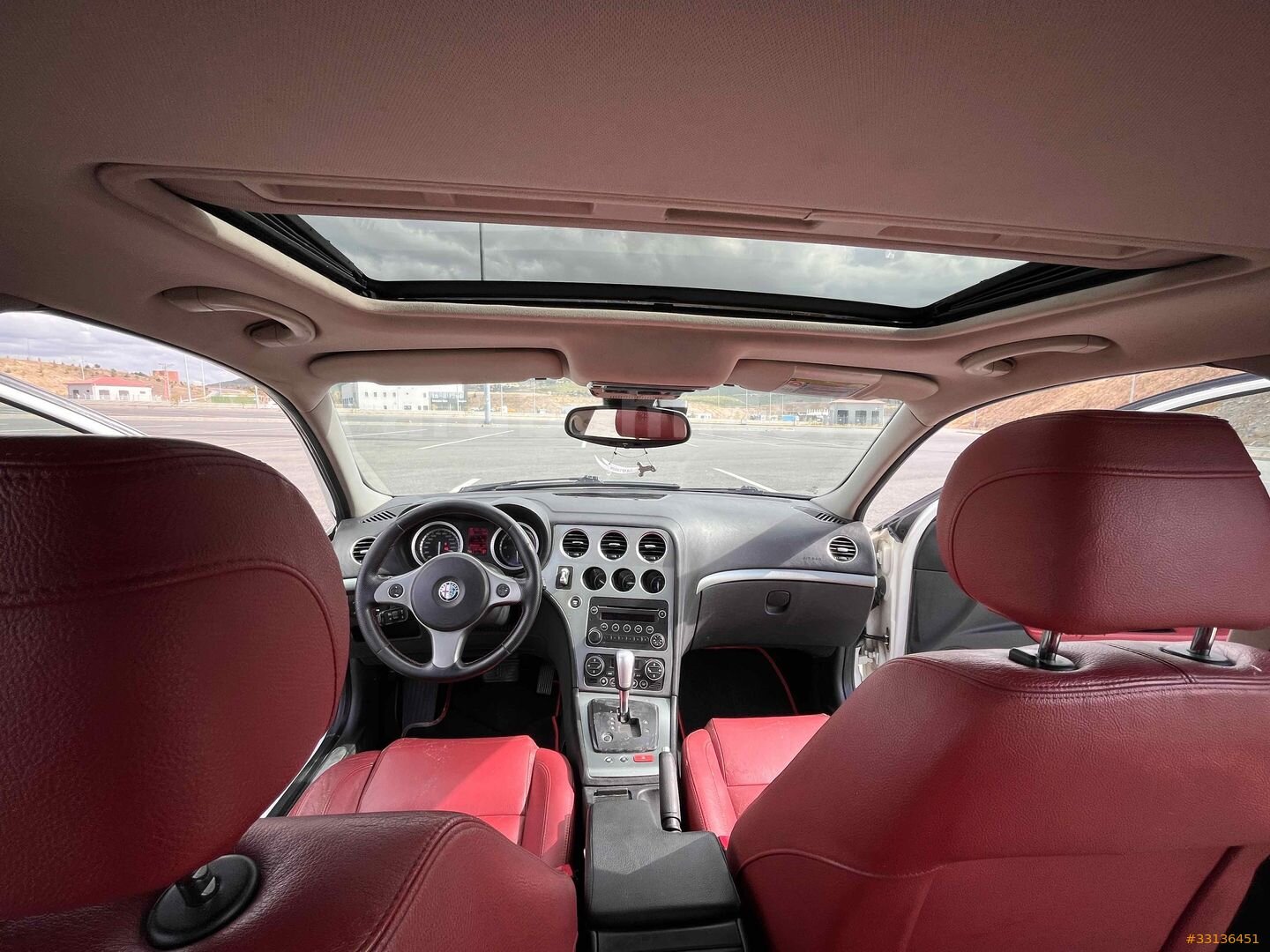 Sahibinden Alfa Romeo 159 1.9 JTD Distinctive Plus 2009 Model Kocaeli 360.000 km Beyaz 3