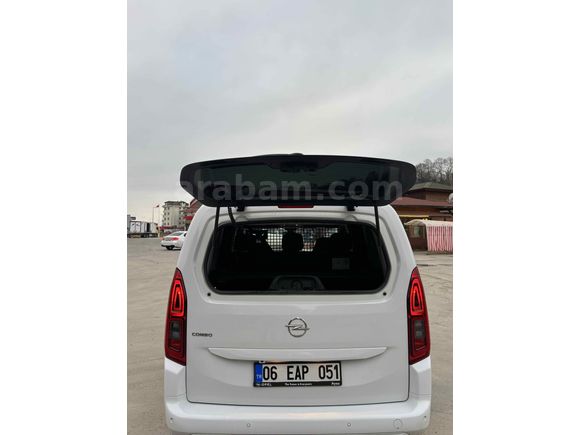 Sahibinden Opel Combo 1.5 CDTI Ultimate 2023 Model