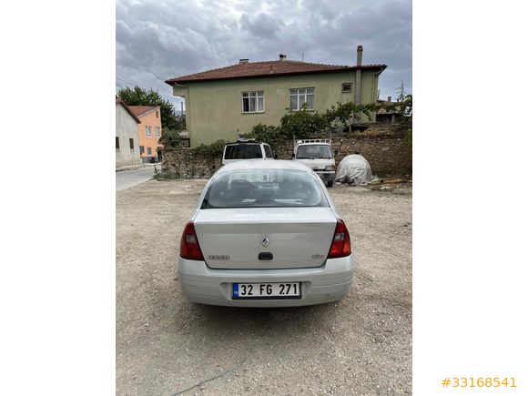 Sahibinden Renault Clio 1.4 RNA 2000 Model 