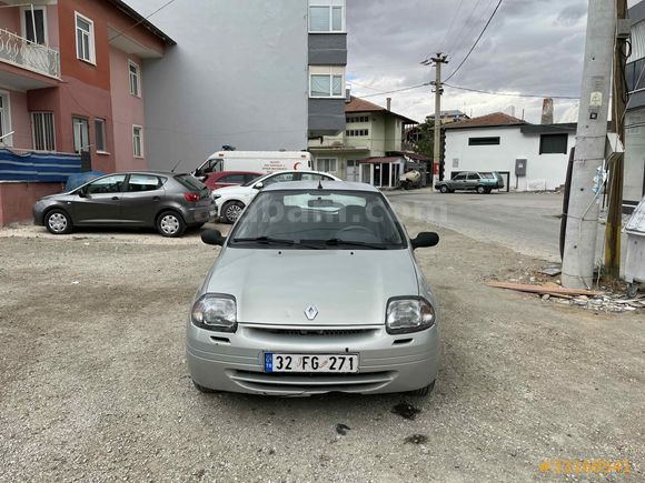Sahibinden Renault Clio 1.4 RNA 2000 Model 