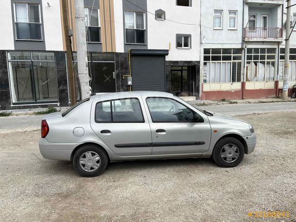 Sahibinden Renault Clio 1.4 RNA 2000 Model 