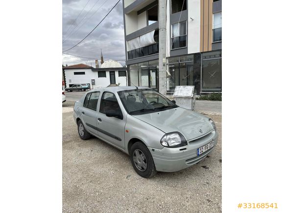 Sahibinden Renault Clio 1.4 RNA 2000 Model 