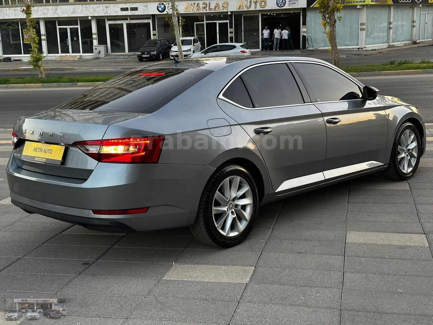 Galeriden Skoda SuperB 1.6 TDI Premium 2020 Model Gaziantep 140.000 km Gri 5