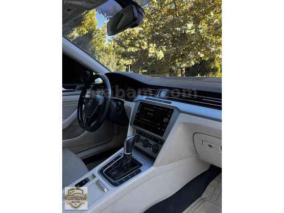 KURTARIR AUTO'DAN 1.6 TDI CAM TAVANLI VOLKSWOGEN PASSAT B8