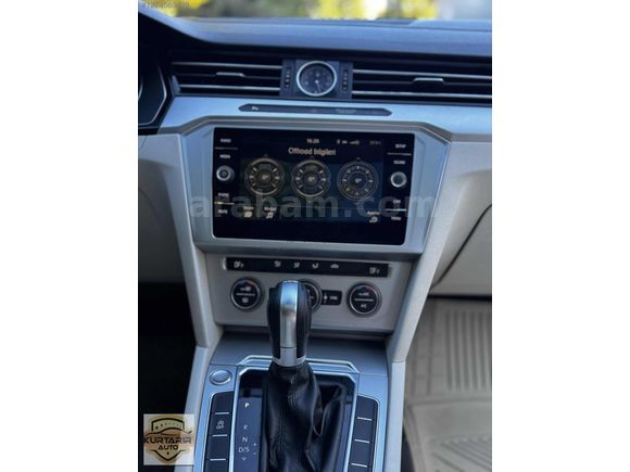 KURTARIR AUTO'DAN 1.6 TDI CAM TAVANLI VOLKSWOGEN PASSAT B8