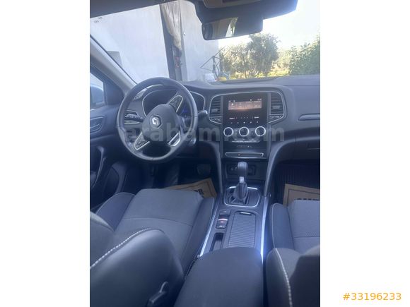 Sahibinden Renault Megane 1.3 TCe Touch 2025 Model 