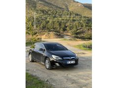 Astra 1.4 turbo COSMO 