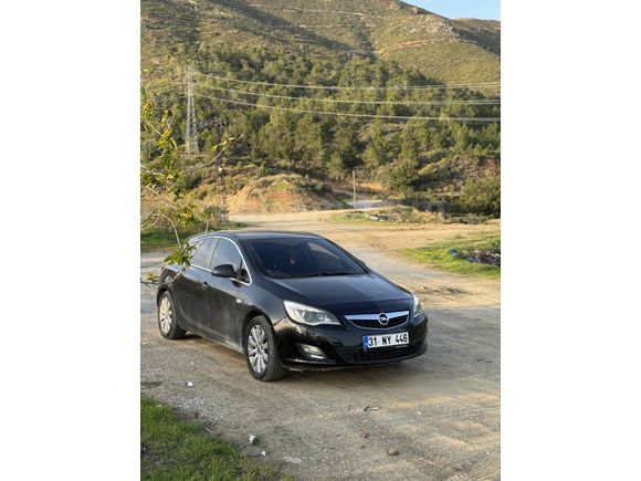 Astra 1.4 turbo COSMO 