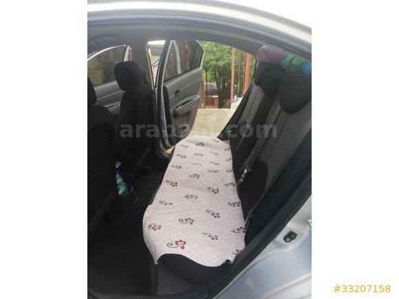MEMURDAN BRC LPG li ABS li 2010 MODEL HYUNDAİ ACCENT ERA  1.4 TEAM PAKET TAVAN ve ARKA BAĞAJ KAPAĞINDA GÜNEŞ YANIĞI VAR