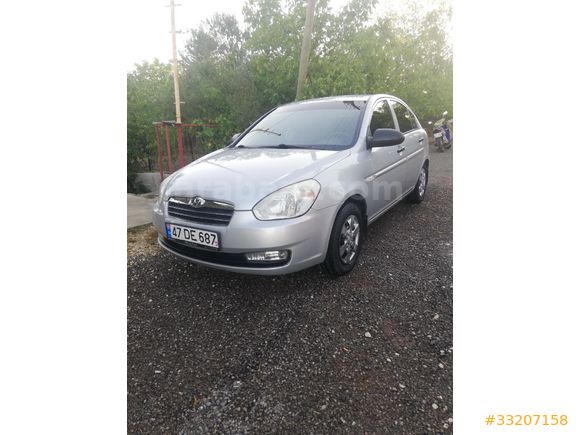 MEMURDAN BRC LPG li ABS li 2010 MODEL HYUNDAİ ACCENT ERA  1.4 TEAM PAKET TAVAN ve ARKA BAĞAJ KAPAĞINDA GÜNEŞ YANIĞI VAR