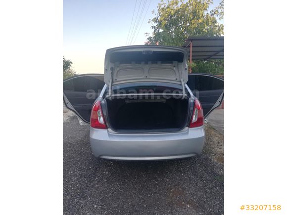 MEMURDAN BRC LPG li ABS li 2010 MODEL HYUNDAİ ACCENT ERA  1.4 TEAM PAKET TAVAN ve ARKA BAĞAJ KAPAĞINDA GÜNEŞ YANIĞI VAR